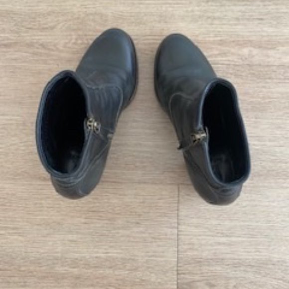 n.d.c Made by Hand Distressed Leather Black Sunday Heel Zip - Picture 4 of 9